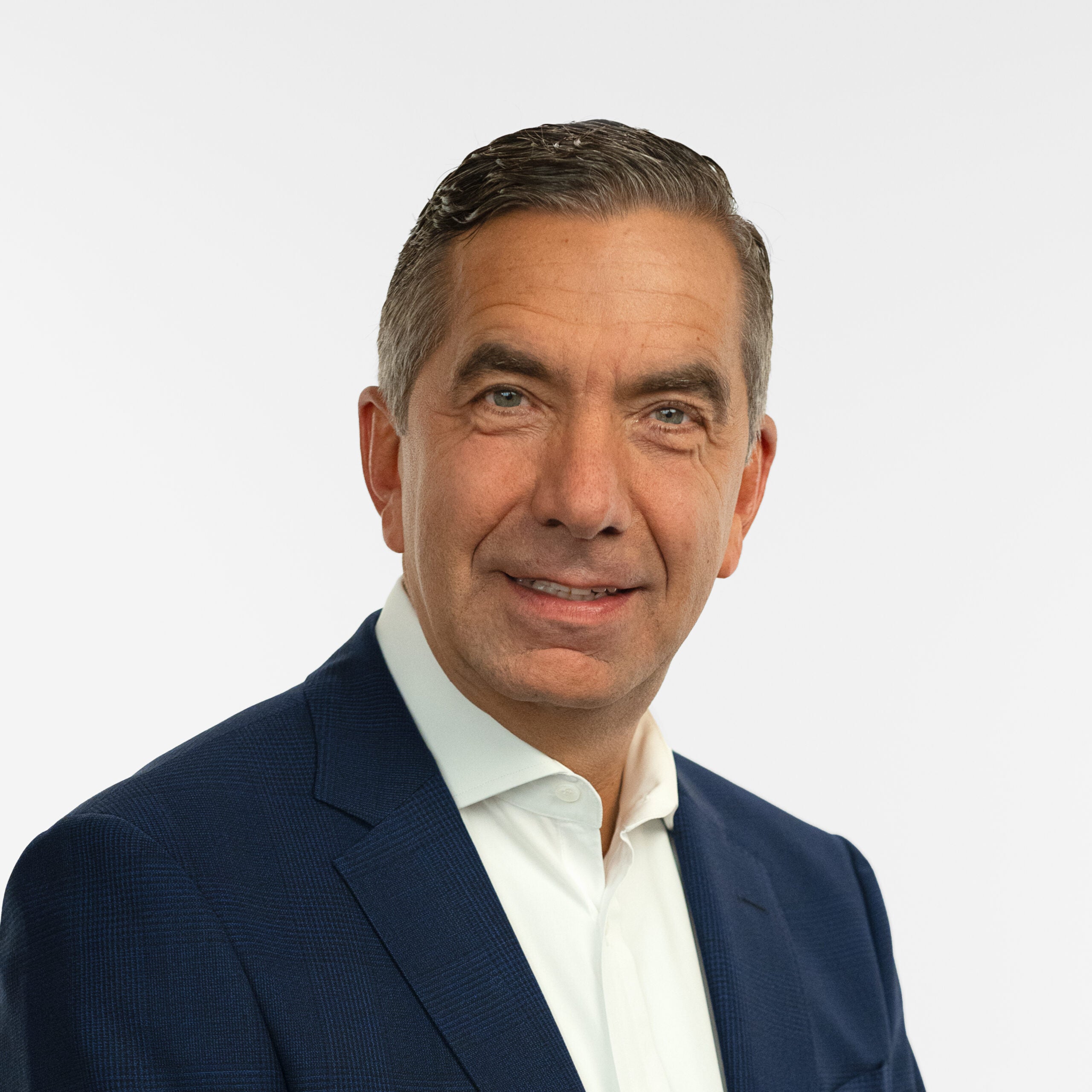 Steen Lomholt-Thomsen, Chief Revenue Officer